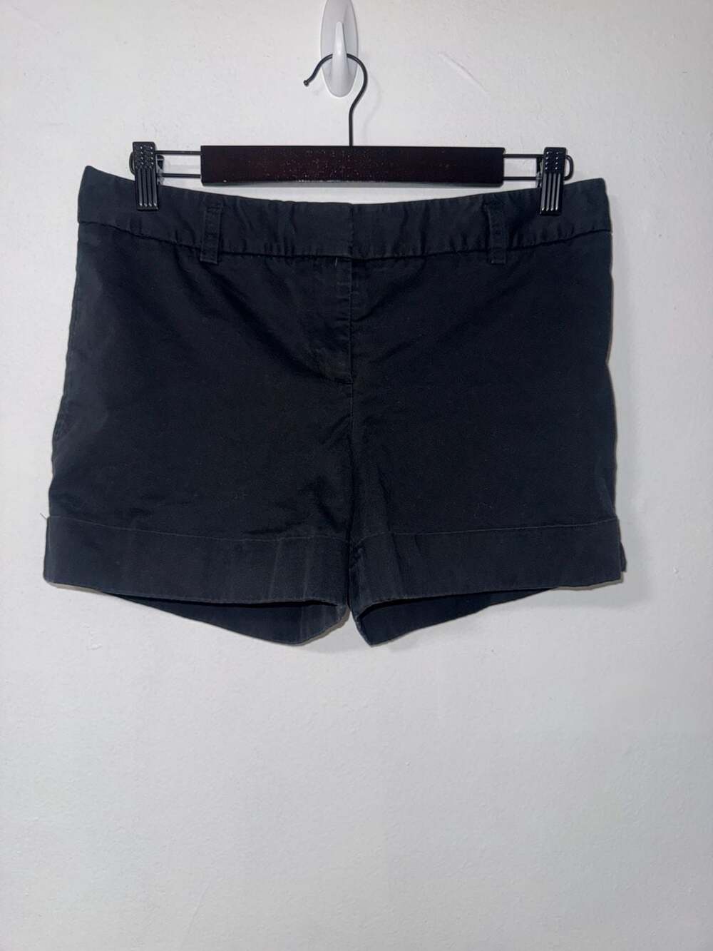 Express Black Editor Cuffed Flat Front Shorts Size 6